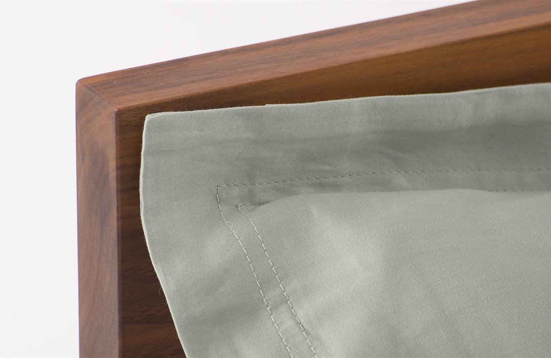 Mrs.Me home couture - solopillow Charm Sage detail1 web